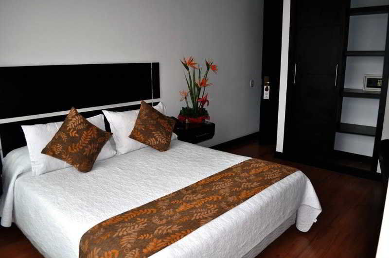 Hotel Quality Comfort House Bogota Exterior photo