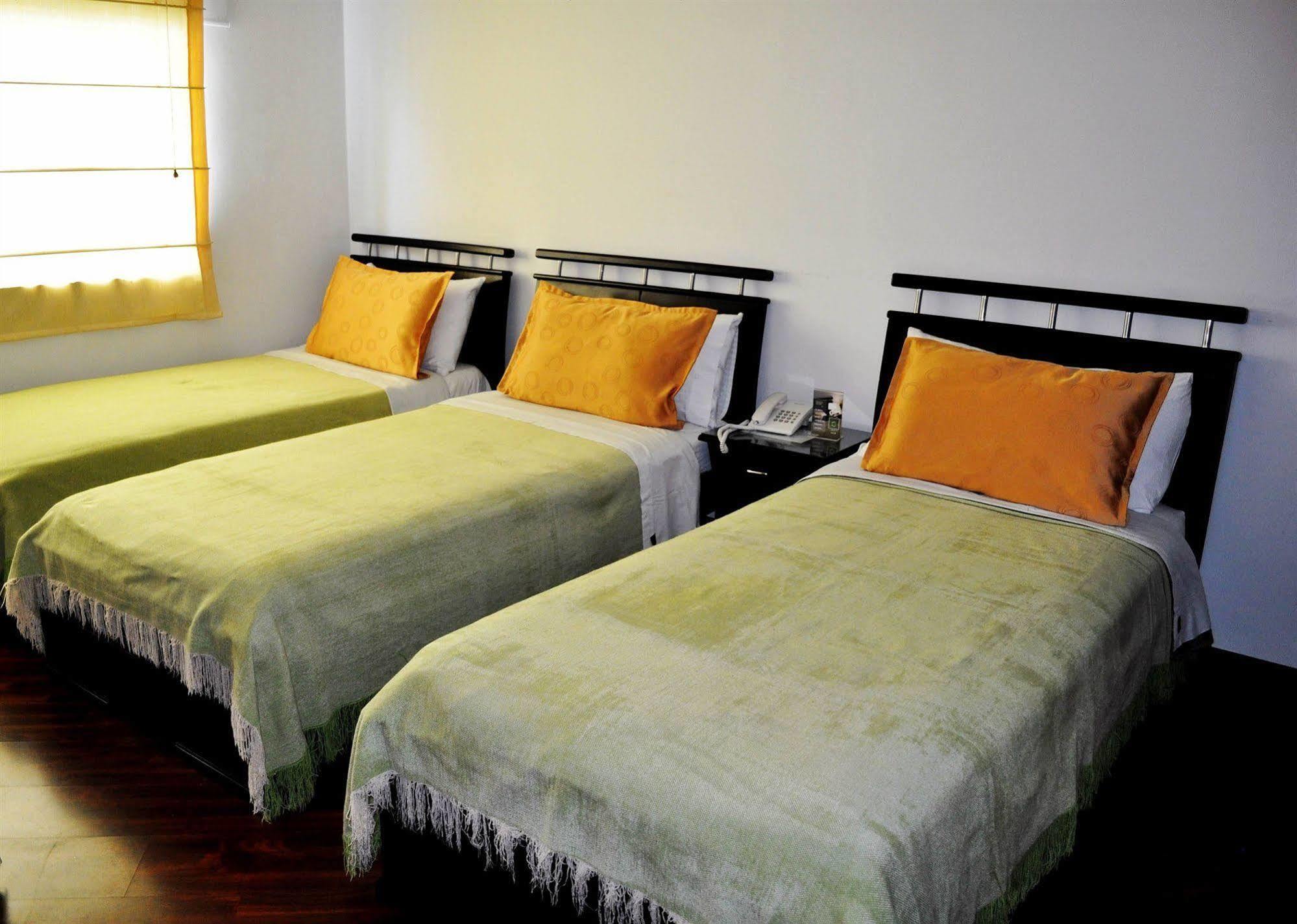 Hotel Quality Comfort House Bogota Exterior photo