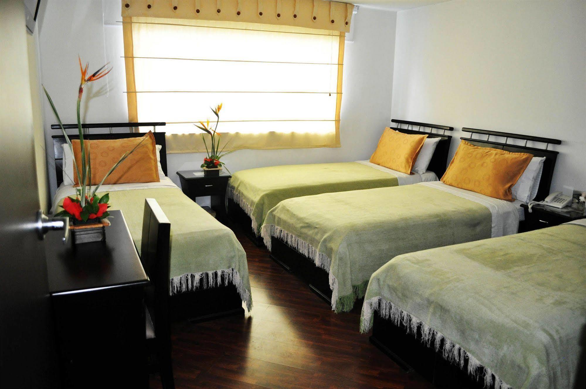 Hotel Quality Comfort House Bogota Exterior photo